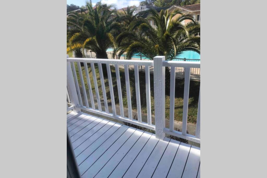 Appartement Residence Avec Piscine A Anglet Limite Biarritz Eksteriør bilde